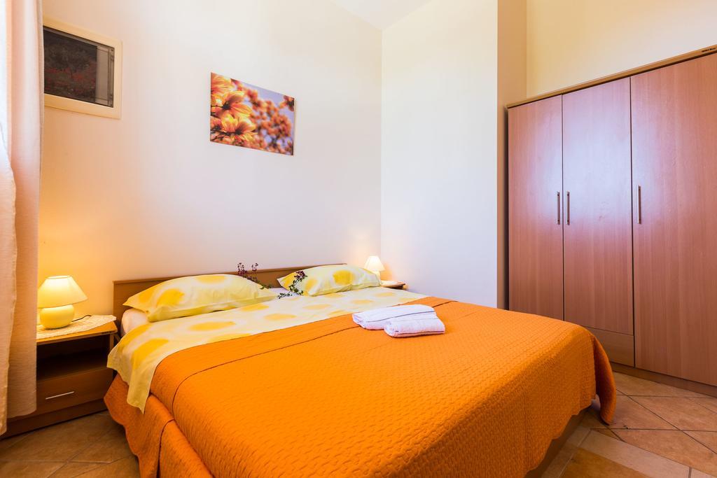 Apartments Angelina Sukošan Esterno foto
