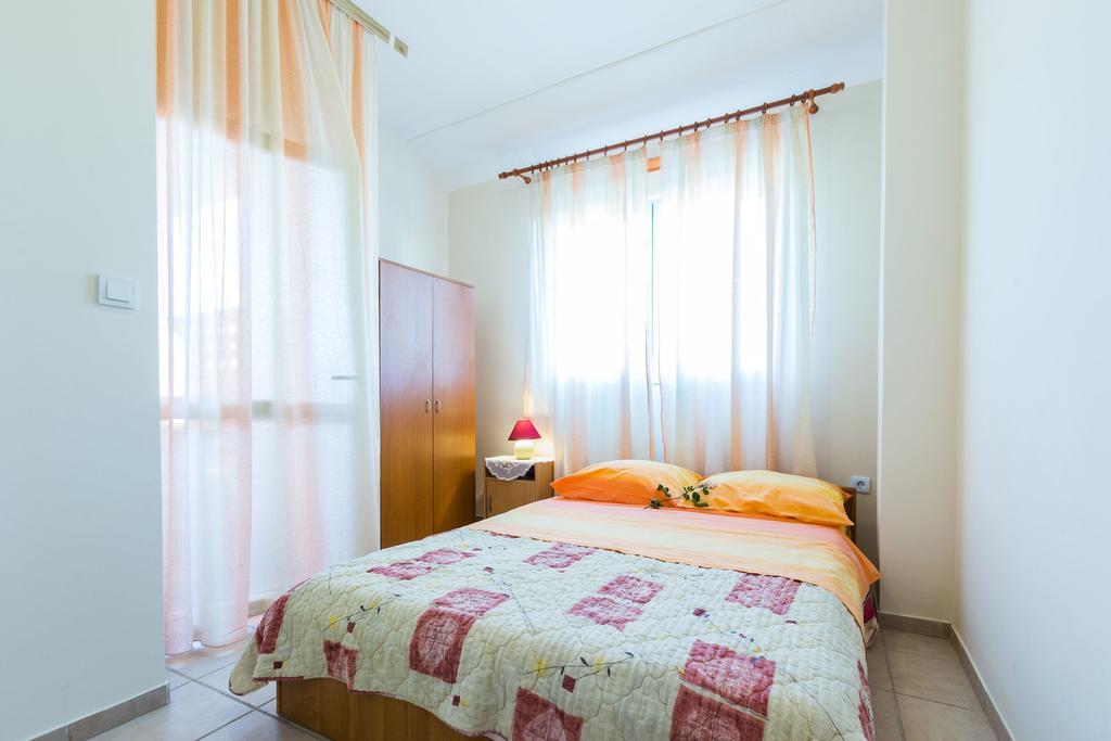 Apartments Angelina Sukošan Esterno foto